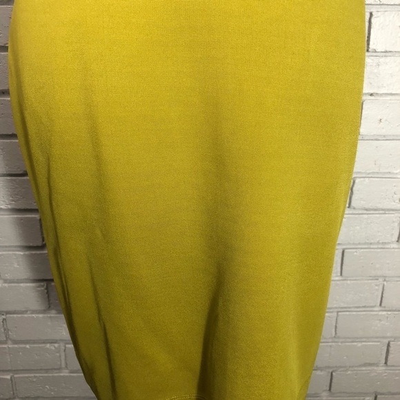 BCBG Max Azria Bandage Pencil Skirt Size S - Picture 3 of 8